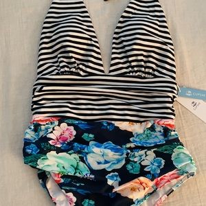 Cupshe halter Swimsuit